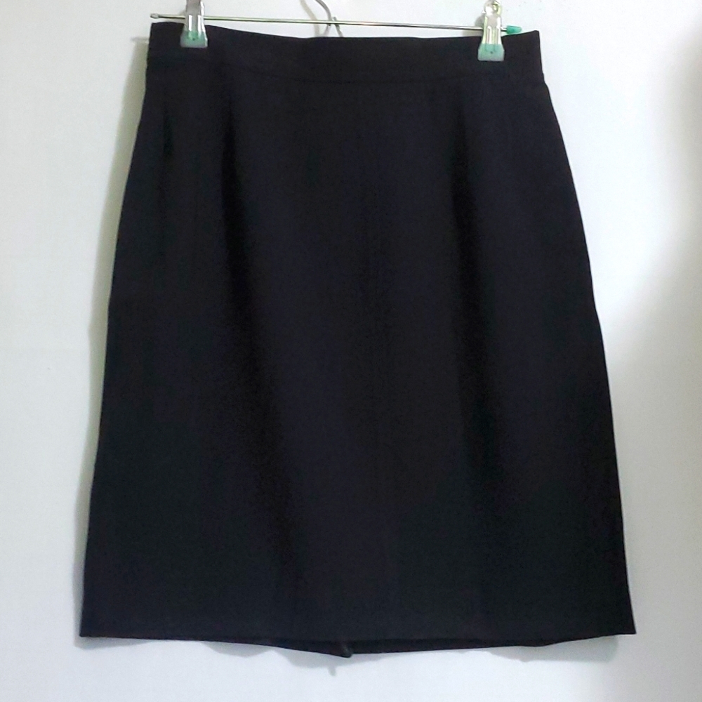 Louis Feraud Straight Crepe Black Skirt